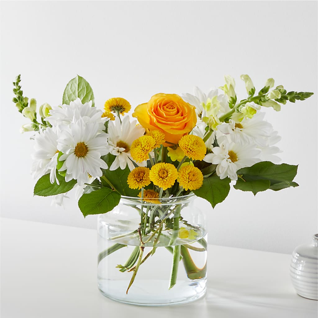 Sun Salutation Bouquet – The Flower Boutique, Gettysburg PA
