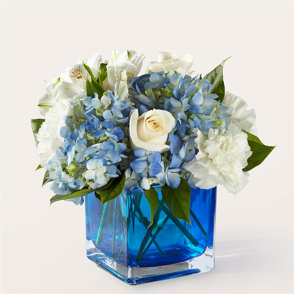 Soothing Waters Bouquet – The Flower Boutique, Gettysburg PA