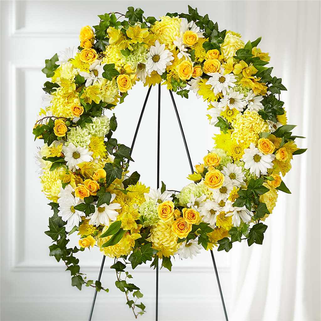 Golden Remembrance Wreath – The Flower Boutique, Gettysburg PA