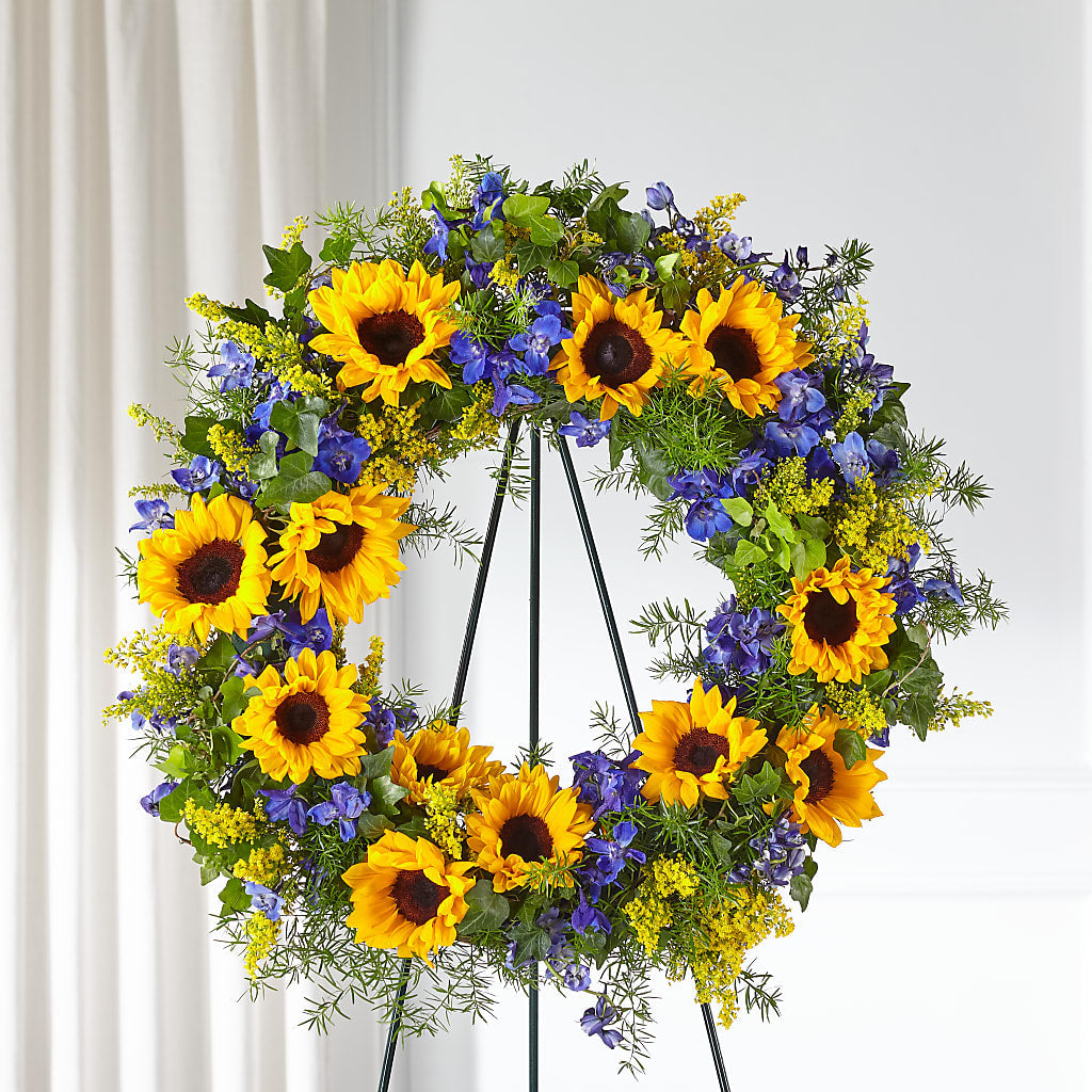 Bright Rays Wreath – The Flower Boutique, Gettysburg PA