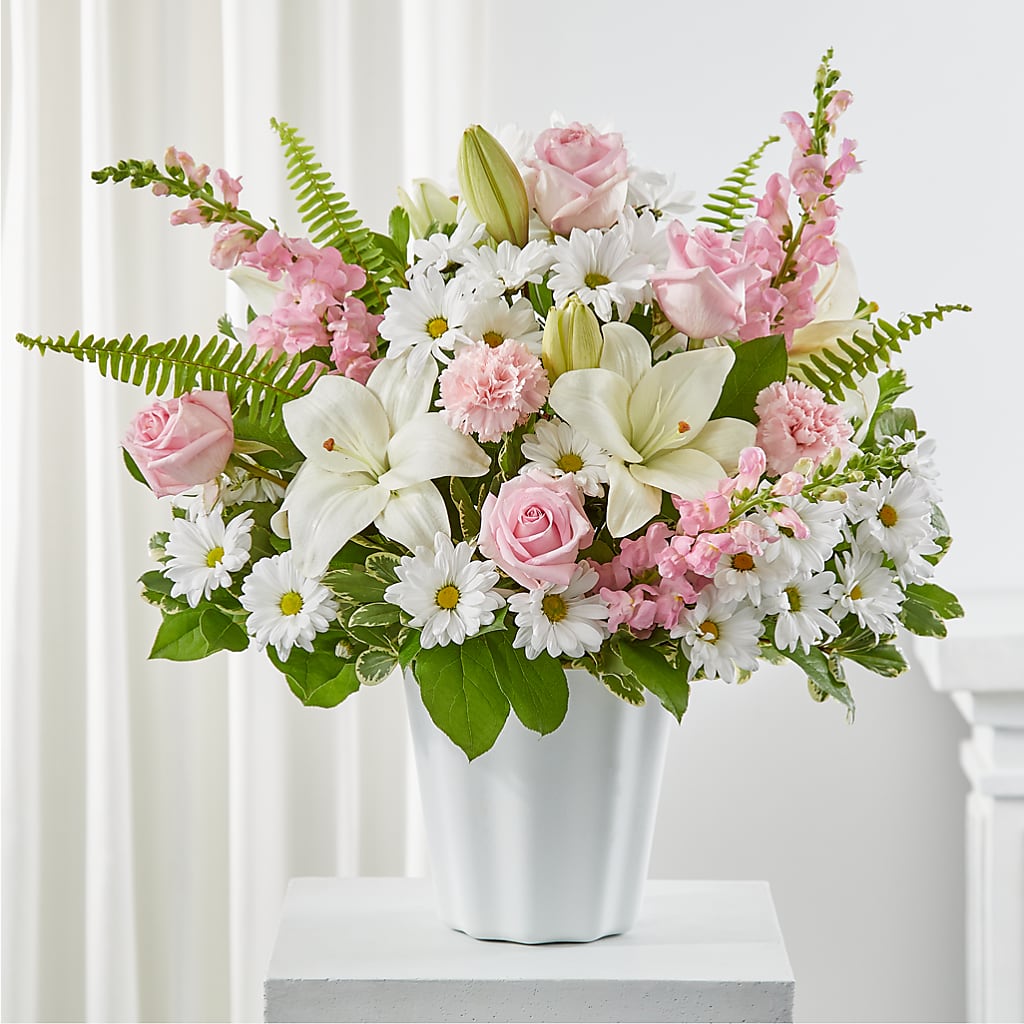 Soft Touch Tabletop Basket – The Flower Boutique, Gettysburg PA