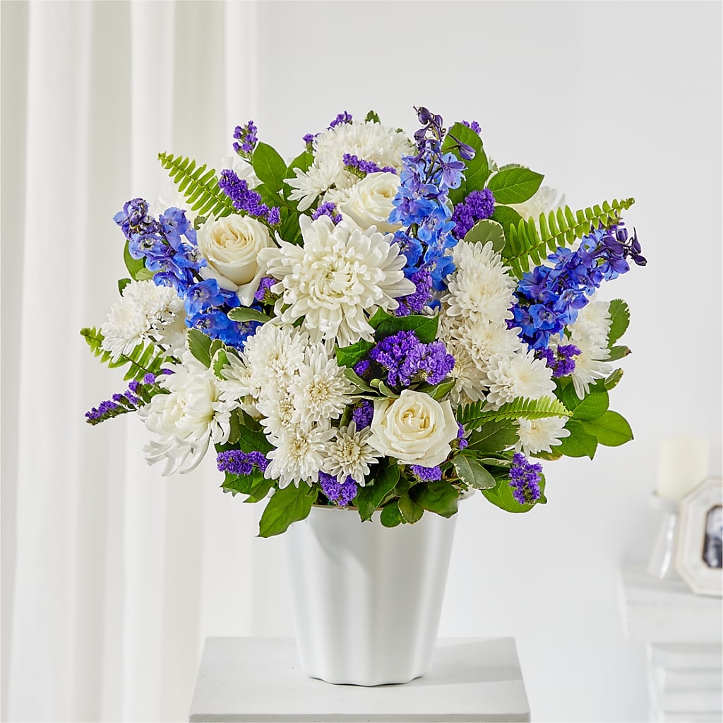 Hold Dear Tabletop Basket – The Flower Boutique, Gettysburg PA