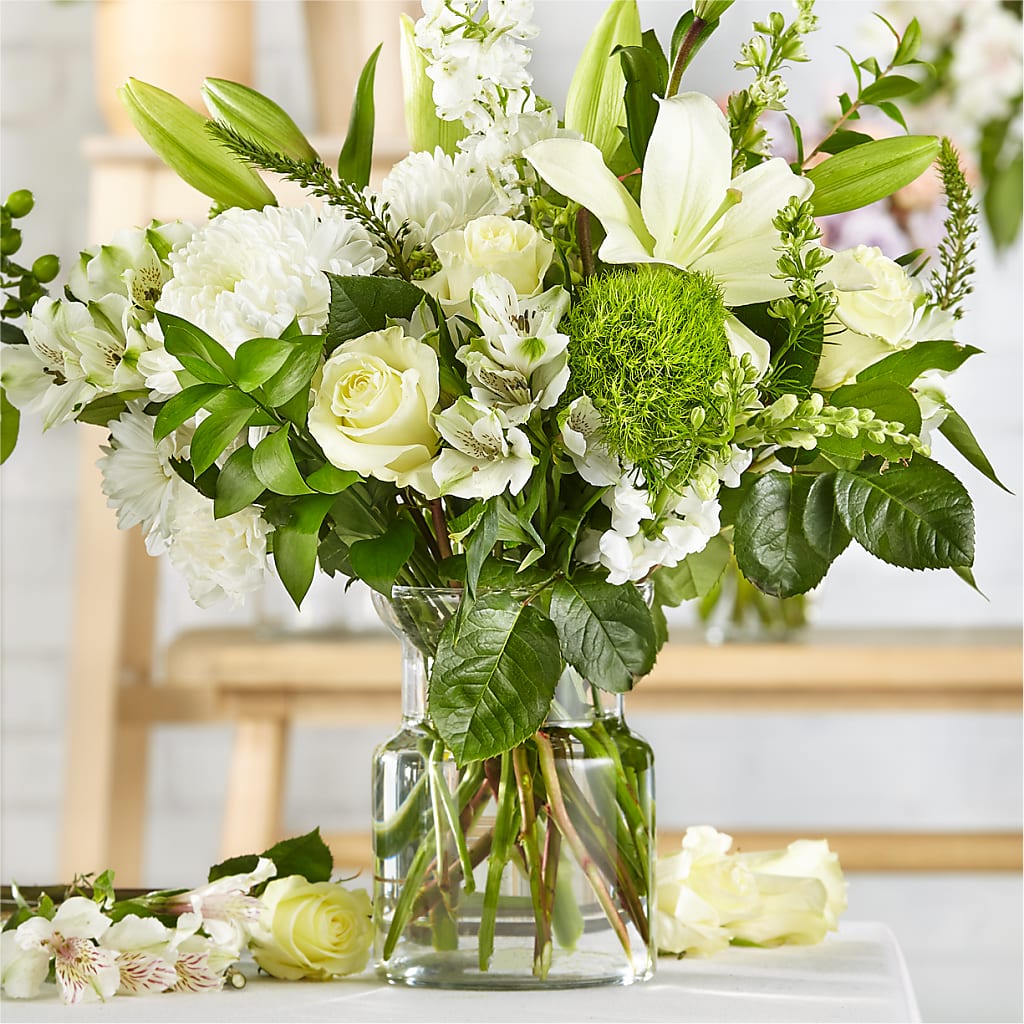 Classic Ivory – A Florist Original – The Flower Boutique, Gettysburg PA