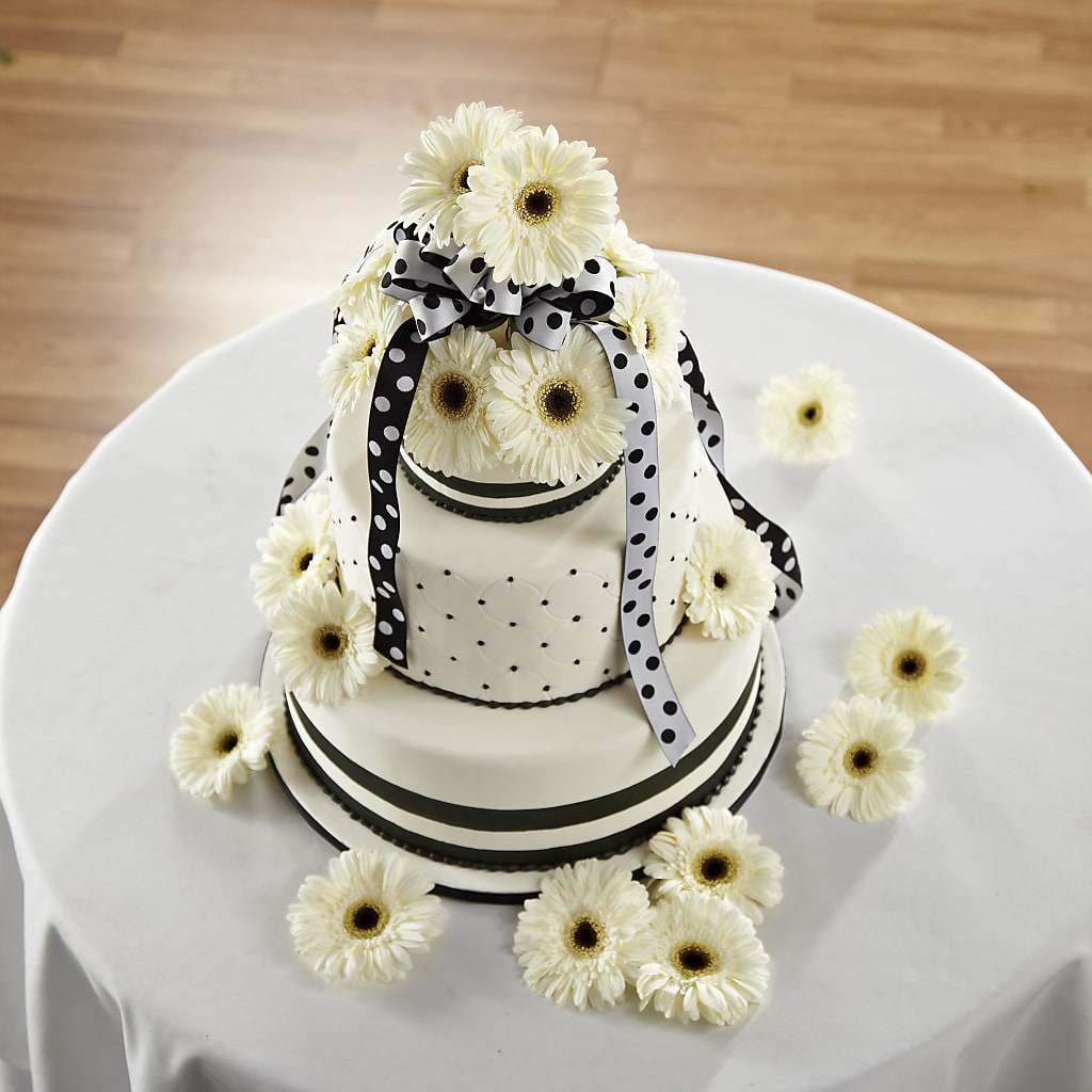 Simple Sophistication Cake Décor – The Flower Boutique, Gettysburg PA