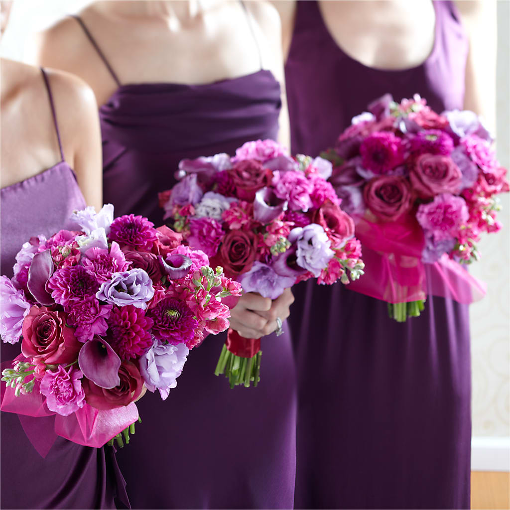 Bridesmaid's Garden Bouquet – The Flower Boutique, Gettysburg PA