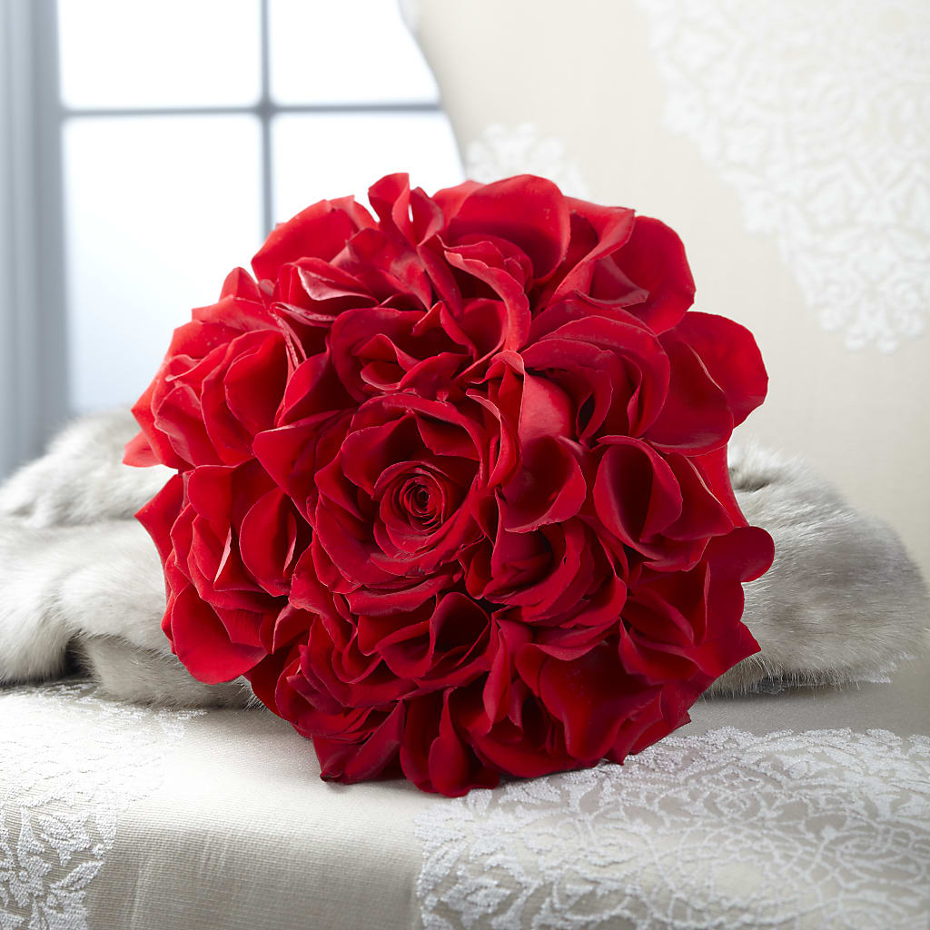 Composite Rose Bouquet – The Flower Boutique, Gettysburg PA