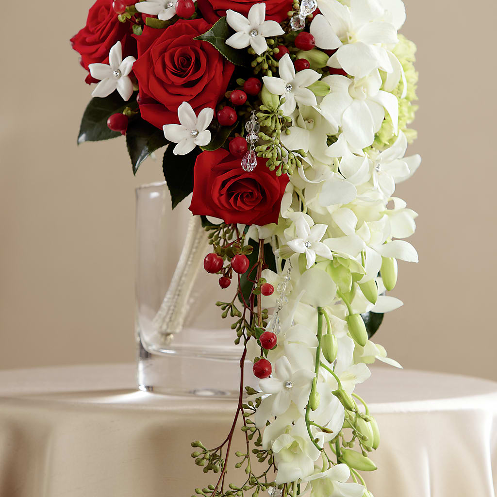Here Comes the Bride Bouquet – The Flower Boutique, Gettysburg PA