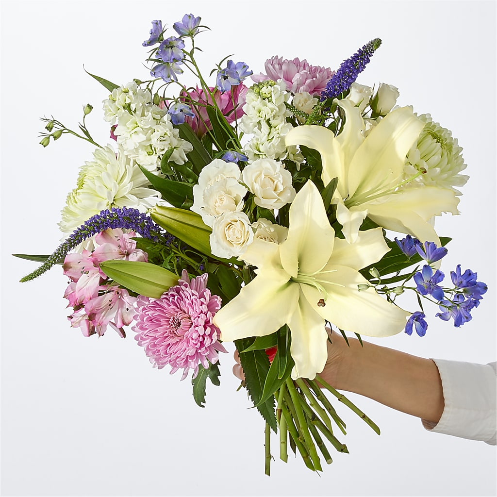 Winter Celebration Bouquet –  The Flower Boutique, Gettysburg PA