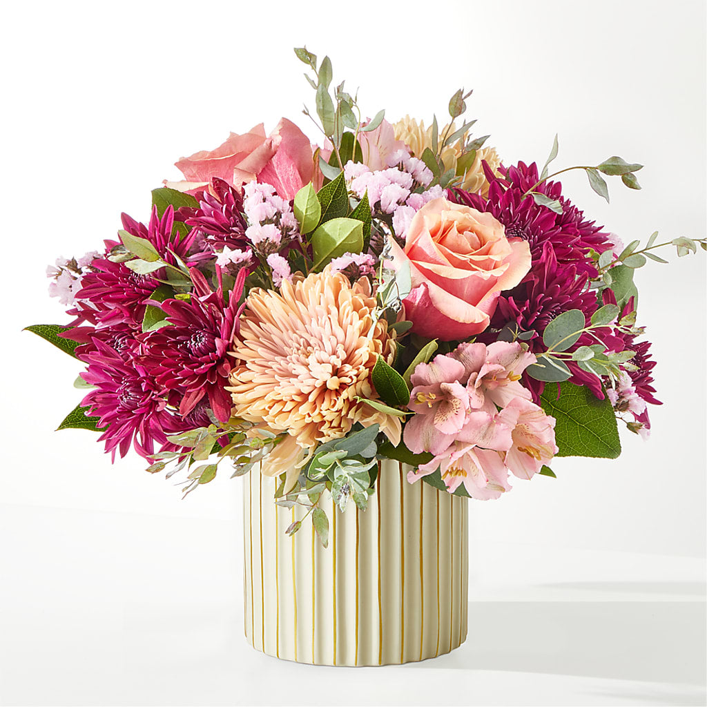 Berry Cobbler Bouquet with Ivory Vase –  The Flower Boutique, Gettysburg PA