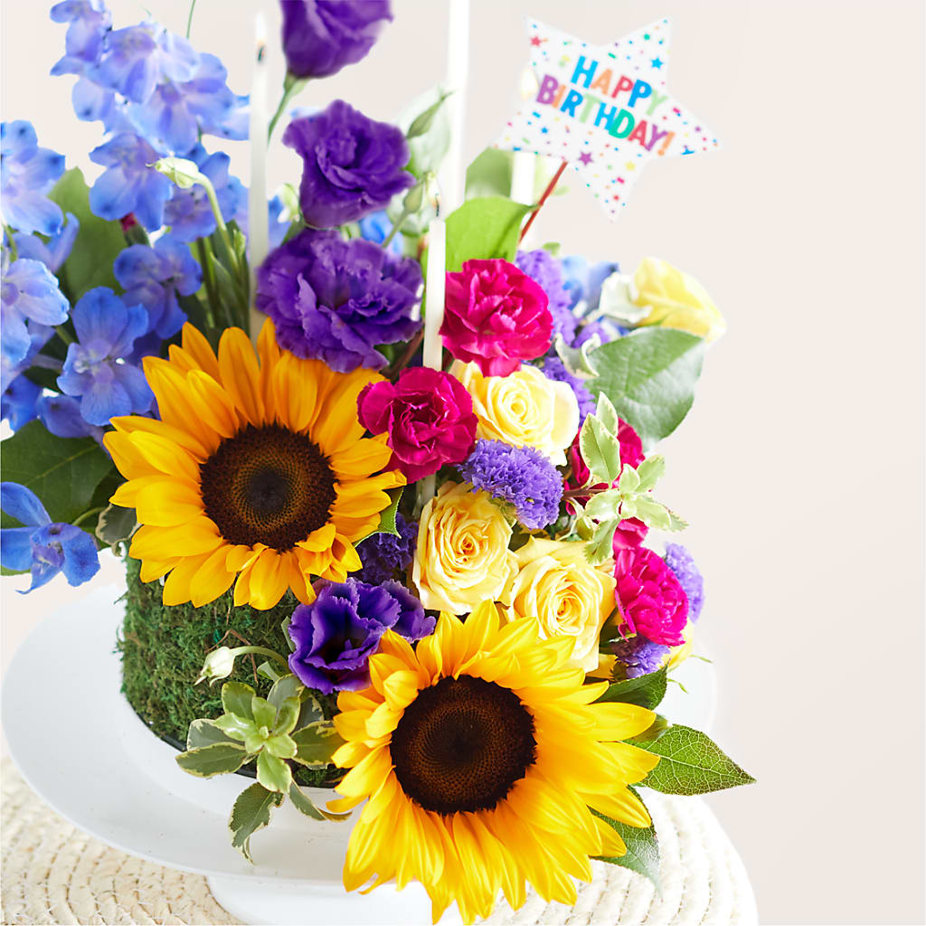 Star of the Day Floral Cake –  The Flower Boutique, Gettysburg PA
